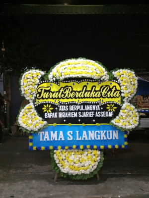 Papan Bunga Duka di Nabunage